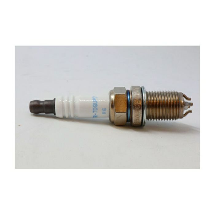 (値下げ)BMW スパークプラグ6本　12120037580 BOSCH（DIY、工具） BMW F07 F10 F11 F06 F12 F13 ダブル